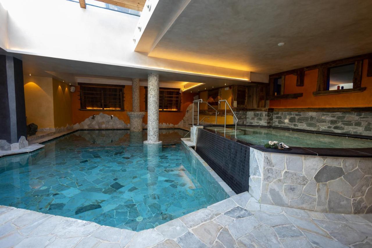 Hotel Bucaneve Breuil-Cervinia Exterior photo